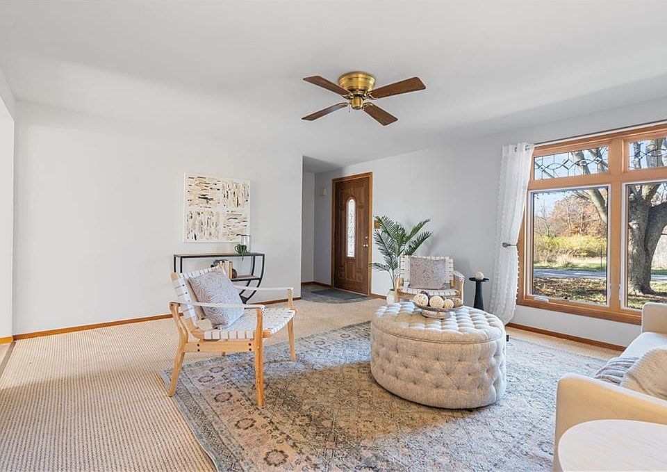 2074 Highway G71, Bussey, IA 50044 Zillow