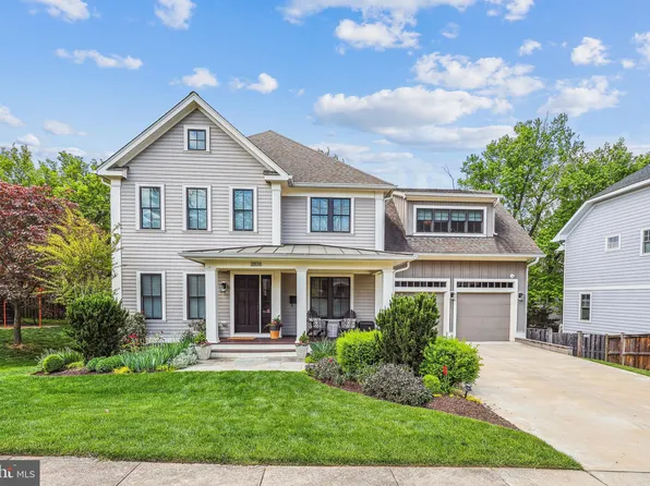 2838 N Rochester St, Arlington, VA 22213