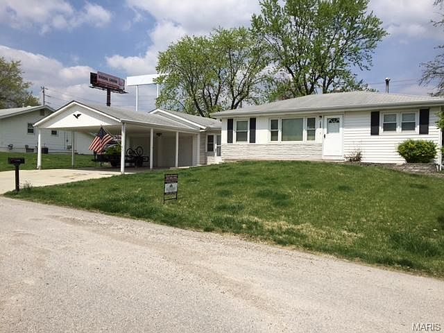 2nd image of 3620 Fairview Dr