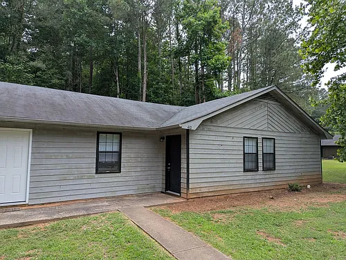 410/412 Rustwood Dr Photo 1