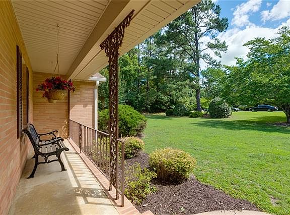 2nd image of 7335 Hidden Lake Cir