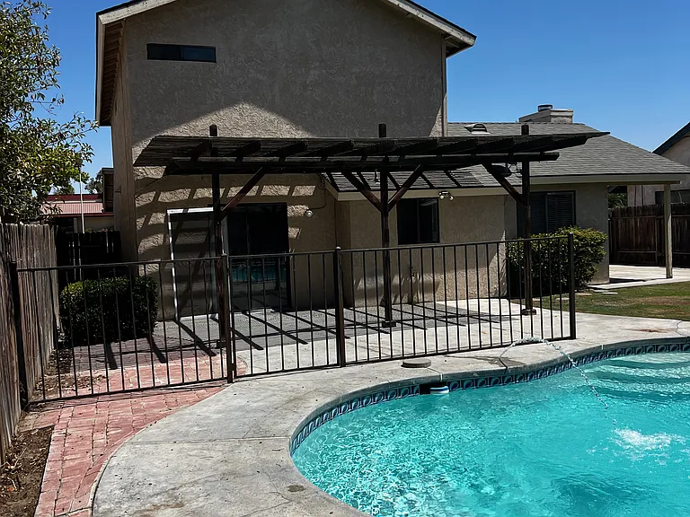 4517 Chaney Ln — Photo 10