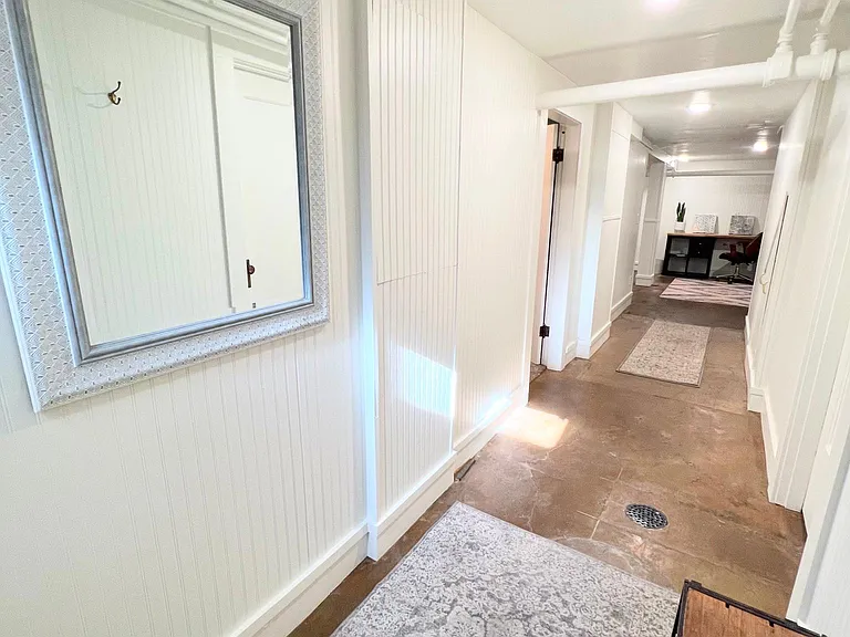 2520 Jefferson Ave — Photo 40