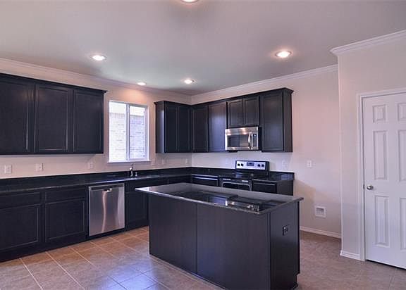 4th image of 2328 Mirandesa Dr
