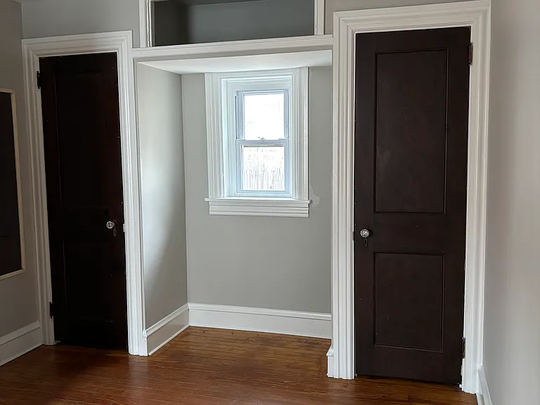 529 Spruce St — Photo 4