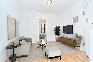 Rented by Living New York
