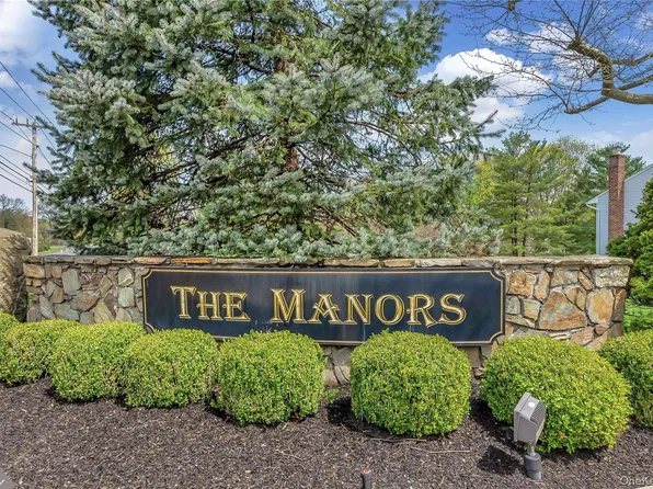 6 Manors Drive, Jericho, NY 11753