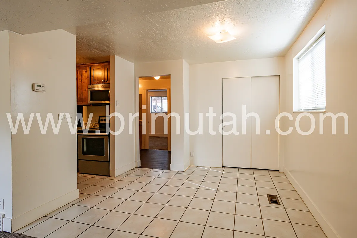 Building Photo - 4809 S 1740 E #7