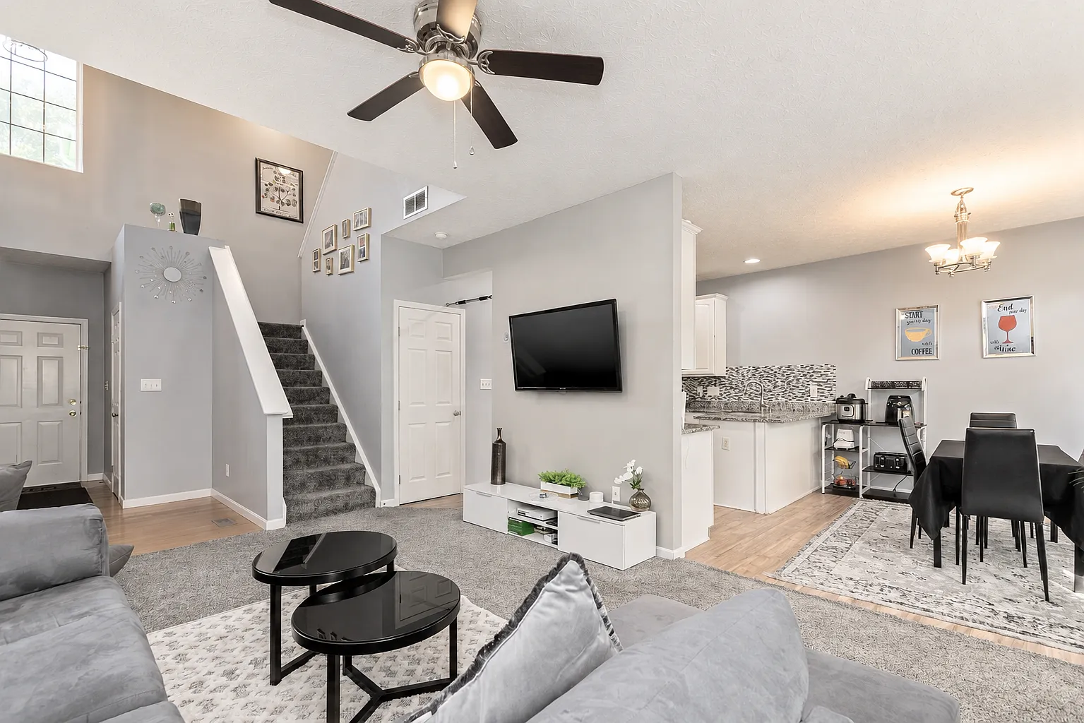 3 bed, 2086 sqft, $2,650 — Photo 3