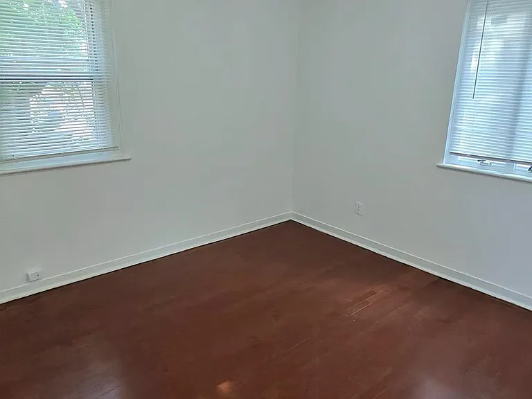 407 Lebaum St SE #1 — Photo 3