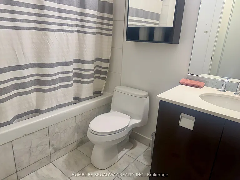 33 Charles St E #4406 — Photo 11