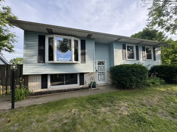 749 N Elmer St, Griffith, IN 46319