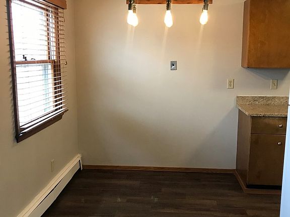 4th image of 301 W 21st St APT 6