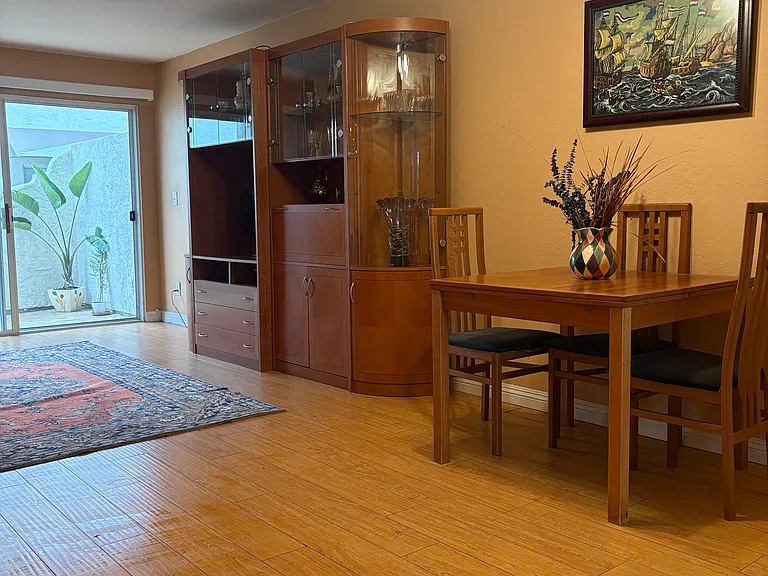 2914 Luciernaga St #B — Photo 10