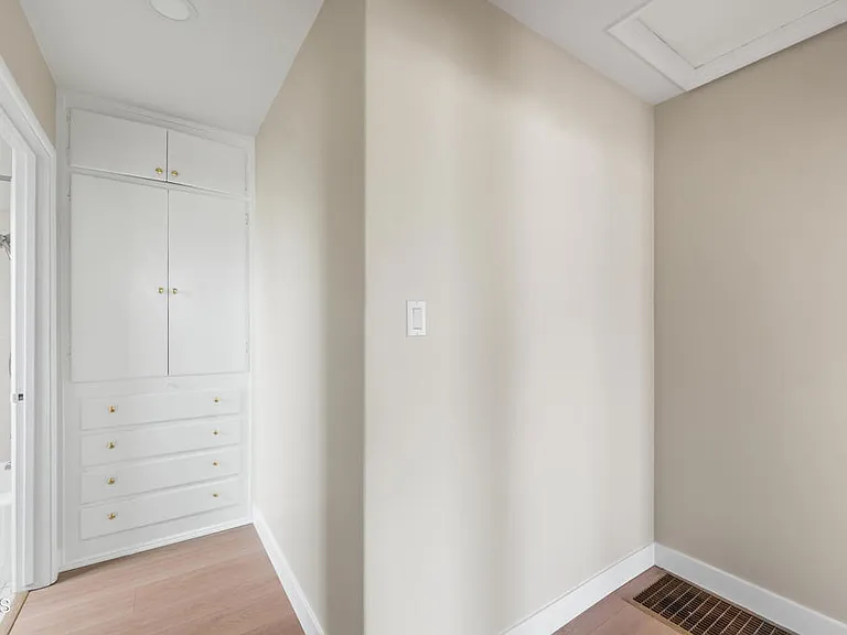 3103 N Olive Ave — Photo 13