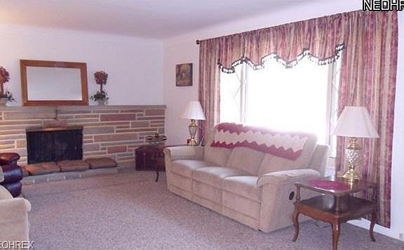 3rd image of 3660 Whitethorn Cir