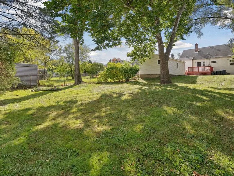 331 S Chocolay Ave — Photo 2