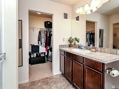3rd image of 11630 185th Street Ct E