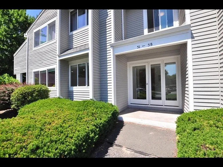 51 Hilltop Dr #51 — Photo 7