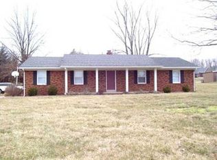 6738 Henze Rd, Evansville, IN 47720