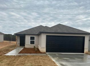 7041 Potomac Trl, Bauxite, AR 72011