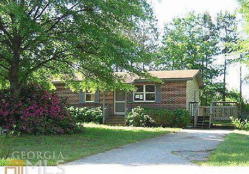 2nd image of 55 Greenway Ct