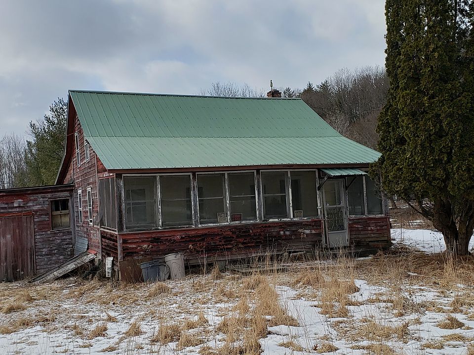 2nd image of 375 E Honey Hollow Rd