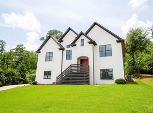 524 Sterling Lakes Way, Bessemer, AL 35022