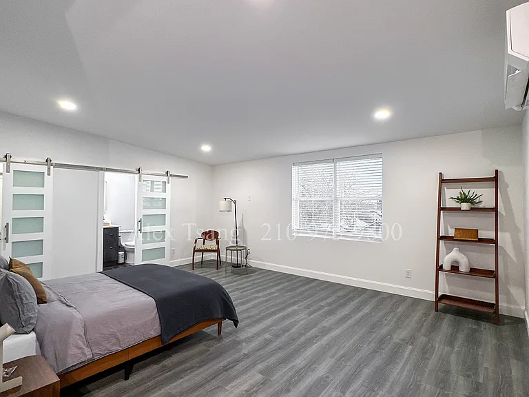316 Toledo St #102 — Photo 12