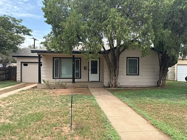 3 bed, 1088 sqft, $1,200 — Photo 2