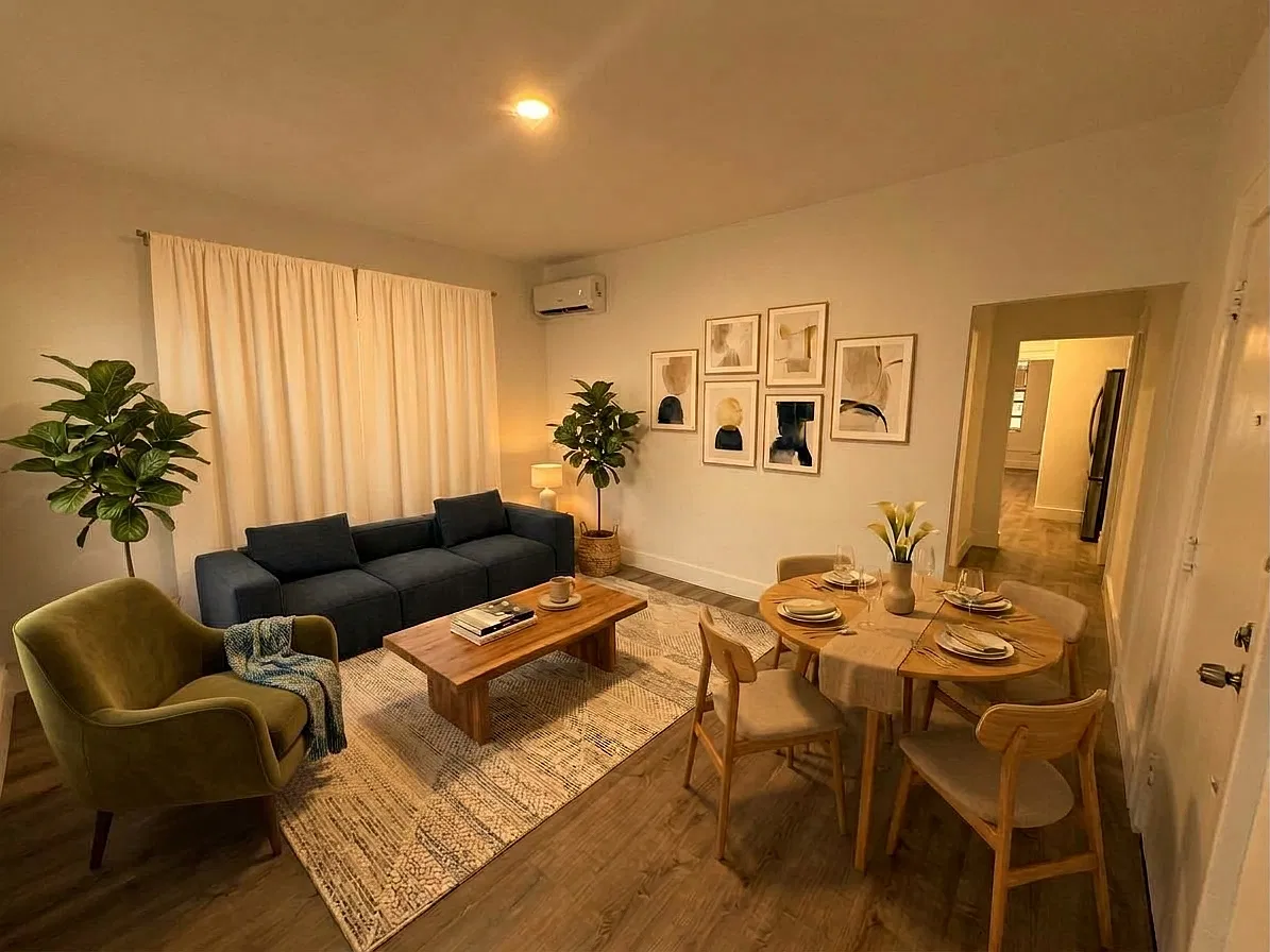 2 bed, 850 sqft, $1,900 — Photo 1