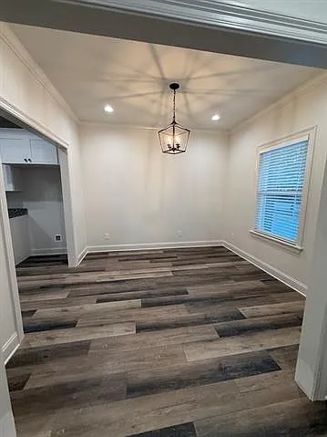 3 bed, 2.0 bath, 1408 sqft, $1,800 — Photo 2