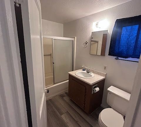 3rd image of 2413 Karen Ave #2413