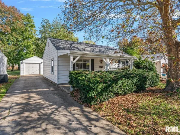 3044 S 2nd St, Southern View, IL 62703