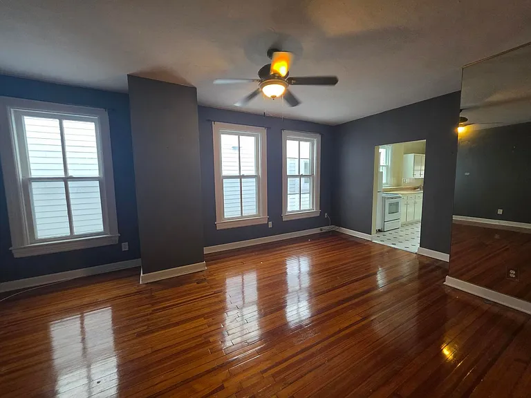 714 Redgate Ave #5 — Photo 5