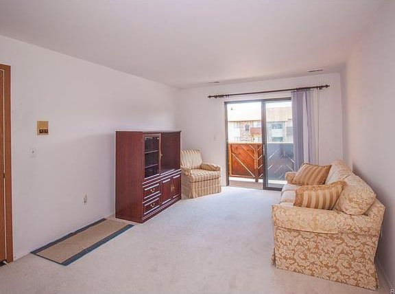 4th image of 7769 Manor Cir APT 201