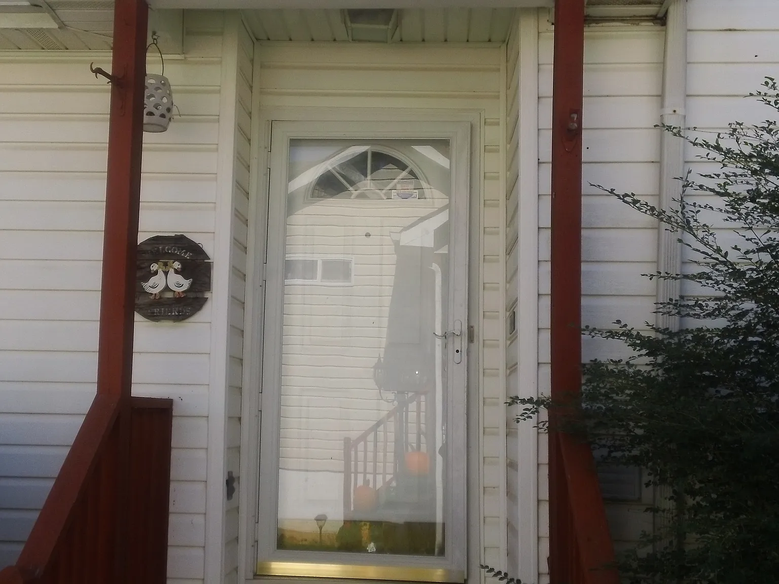 3 bed, 2.0 bath, 1118 sqft, $1,600 — Photo 3