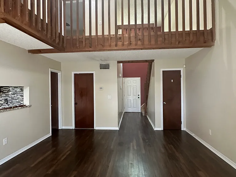1110 Monticello Ln #2 — Photo 5