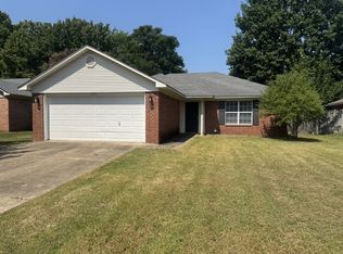 1435 Arapaho Trl, Conway, AR 72034