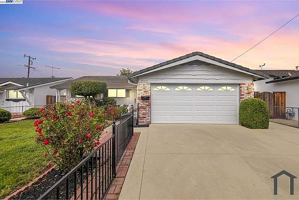 1st image of 25655 Calaroga Ave