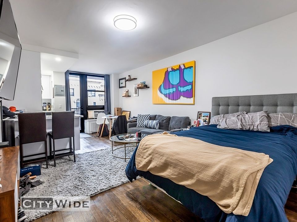 1st image of 165 E 35th St #8HL