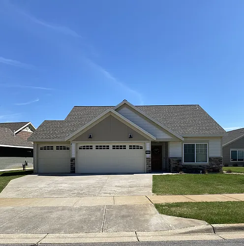 1866 Ladbrook Ln Photo 1