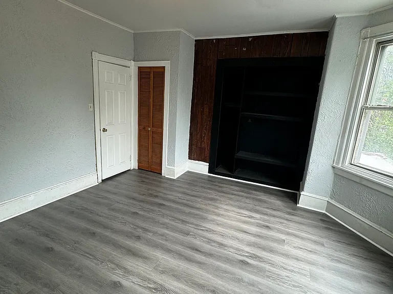 4660 Castor Ave #2 — Photo 7