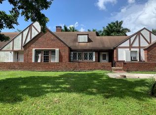 3127 Bacom Point Rd, Pahokee, FL 33476