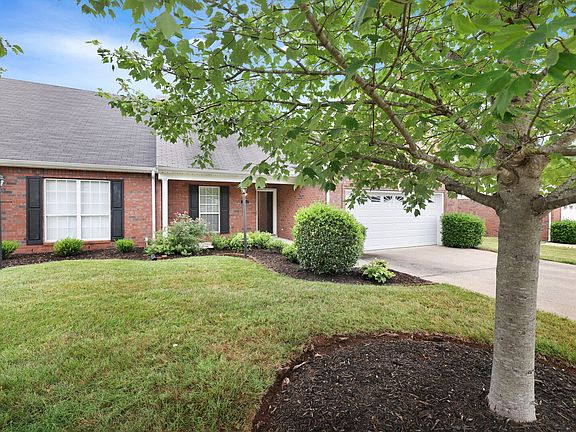 3rd image of 736 Stonetrace Dr