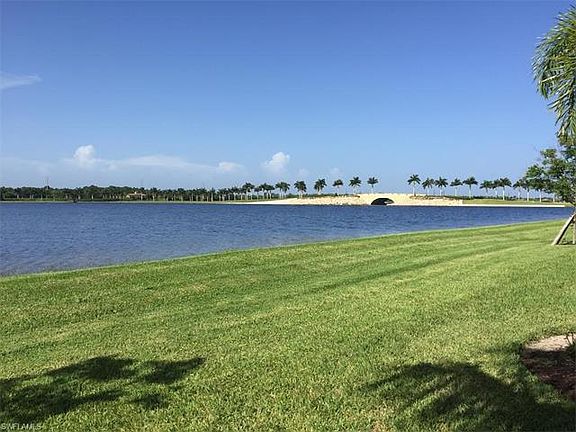 3rd image of 10082 Biscayne Bay Ln