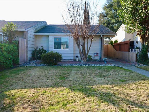 2nd image of 6815 Wilderness Ct