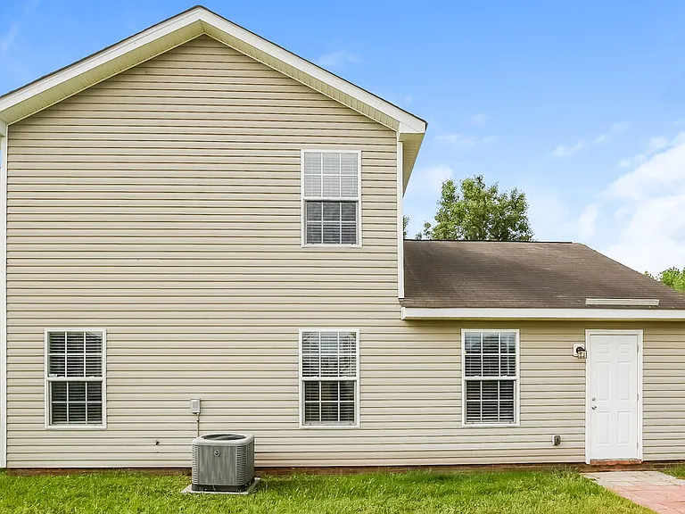 1405 Summer Coach Dr — Photo 17