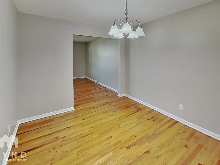 5621 Oakmont Dr — Photo 5