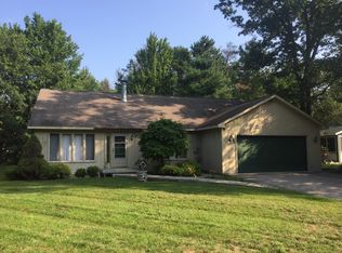 6540 Barbara St, Indian River, MI 49749